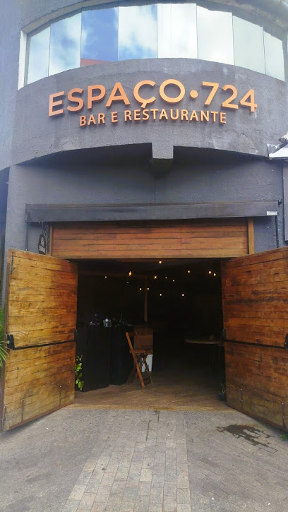 Espaço 724