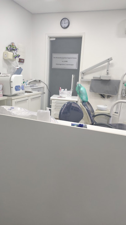 Alessandra Capeloza Odontologia Especializada